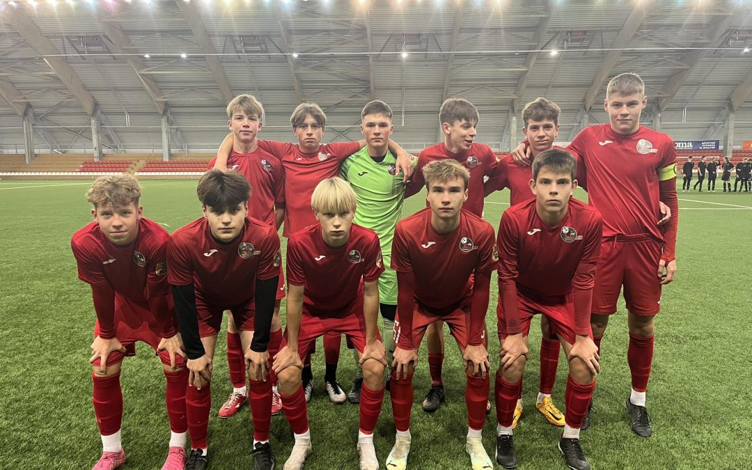 Šešiolikmečiai sutriuškino „Vienybės“ futbolininkus