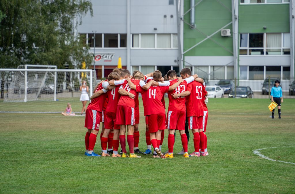 „Sūduvos“ U-18 ekipa po baudinių serijos palaužė „Taurą“